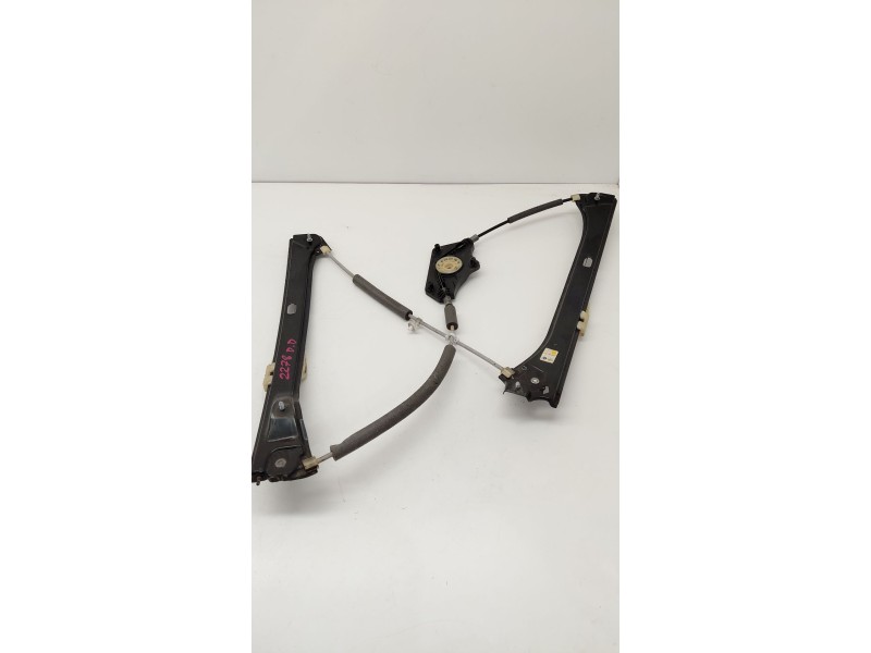 Recambio de elevalunas delantero derecho para skoda superb iii (3v3) 2.0 tdi referencia OEM IAM   