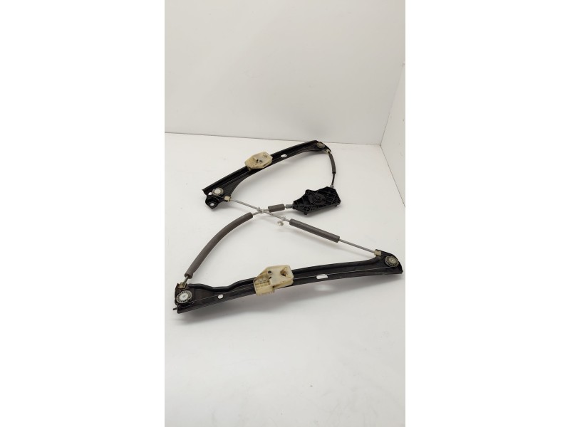 Recambio de elevalunas delantero derecho para skoda superb iii (3v3) 2.0 tdi referencia OEM IAM   
							