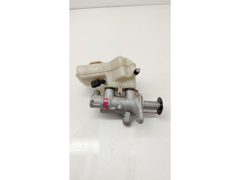 Recambio de bomba freno para seat ibiza v (kj1, kjg) 1.0 mpi referencia OEM IAM 2Q1611301  
