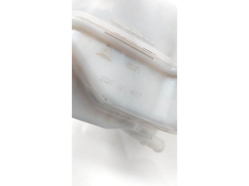 Recambio de deposito expansion para seat ibiza v (kj1, kjg) 1.0 mpi referencia OEM IAM 2Q0121407  
							