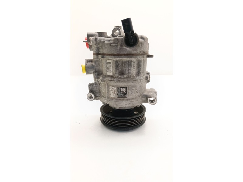 Recambio de compresor aire acondicionado para seat ibiza v (kj1, kjg) 1.0 mpi referencia OEM IAM 5Q0816803D  
							