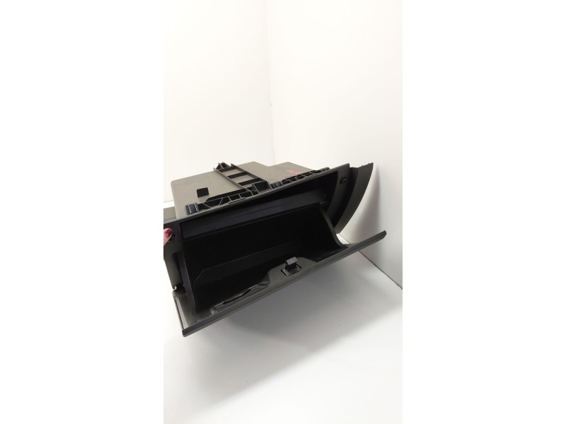 Recambio de guantera para seat ibiza v (kj1, kjg) 1.0 mpi referencia OEM IAM 6F1857103M  