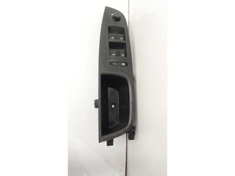 Recambio de mando elevalunas delantero izquierdo para audi q7 (4lb) 4.2 tdi quattro referencia OEM IAM 4L1867171  