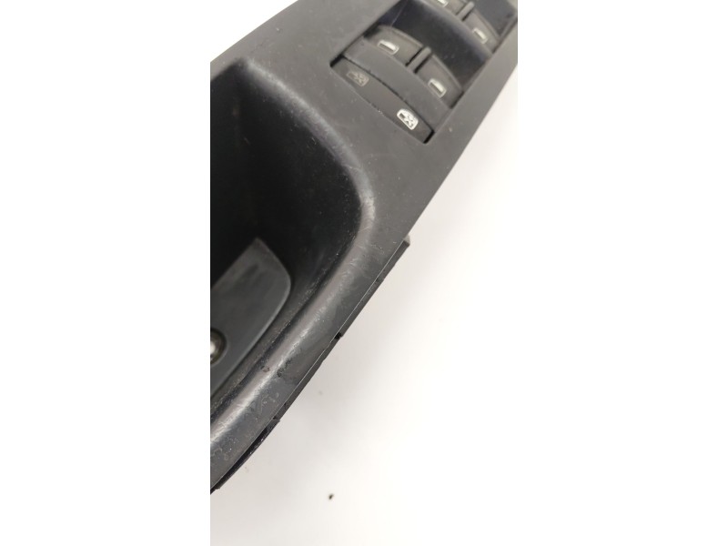 Recambio de mando elevalunas delantero izquierdo para audi q7 (4lb) 4.2 tdi quattro referencia OEM IAM 4L1867171  
							