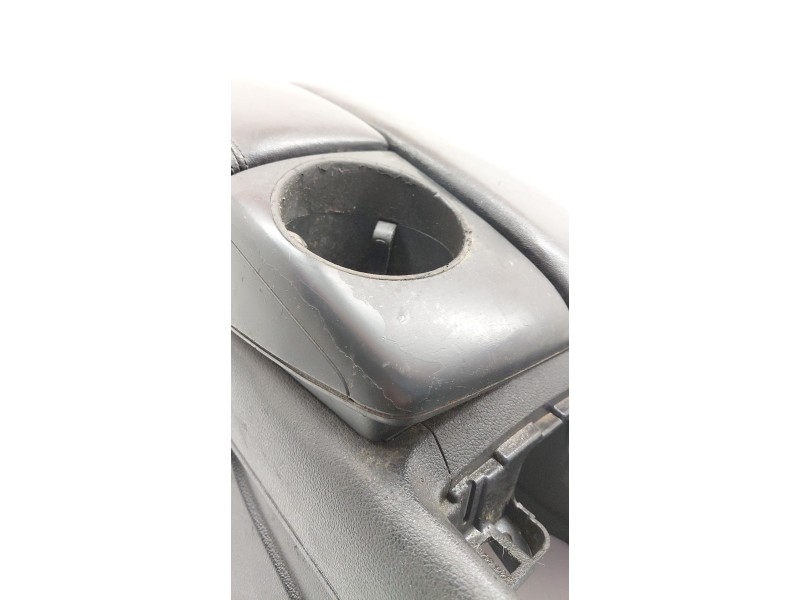 Recambio de apoyabrazos central para audi q7 (4lb) 4.2 tdi quattro referencia OEM IAM   