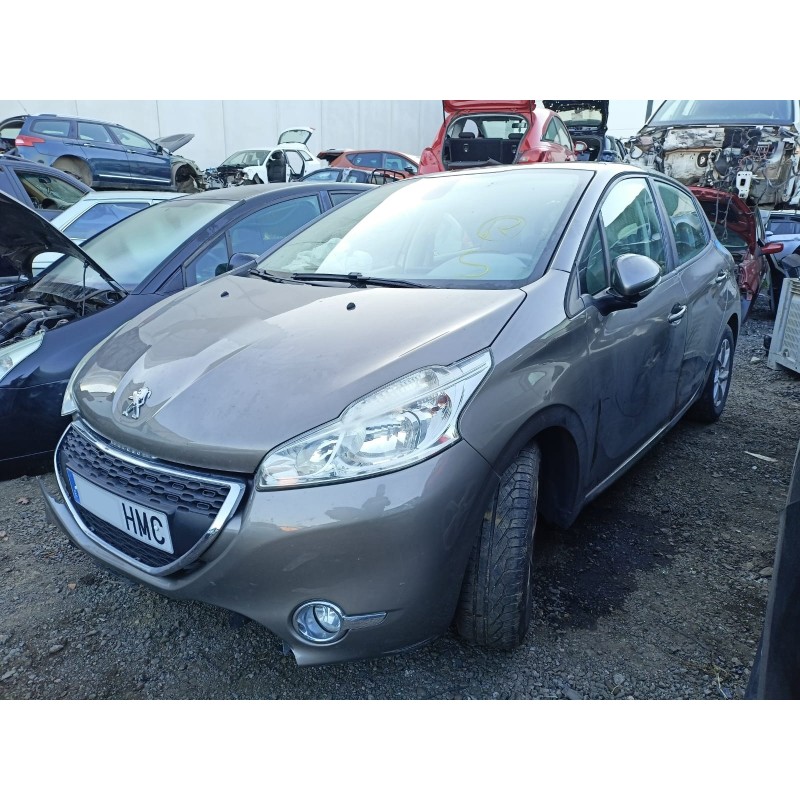 peugeot 208 del año 2012