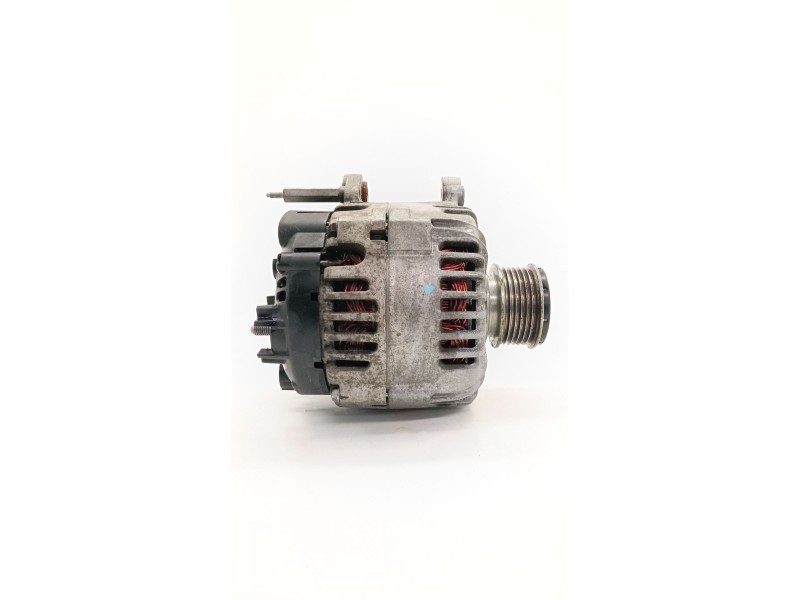 Recambio de alternador para seat leon (1p1) 1.9 tdi referencia OEM IAM 06F903023C  