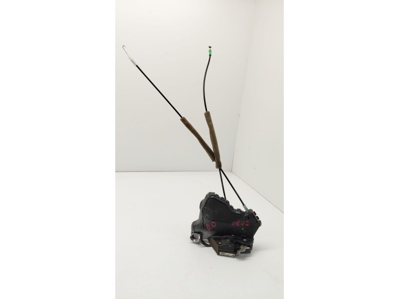 Recambio de cerradura puerta delantera derecha para toyota corolla (_e12_) 1.6 vvt-i (zze121_) referencia OEM IAM 62R  