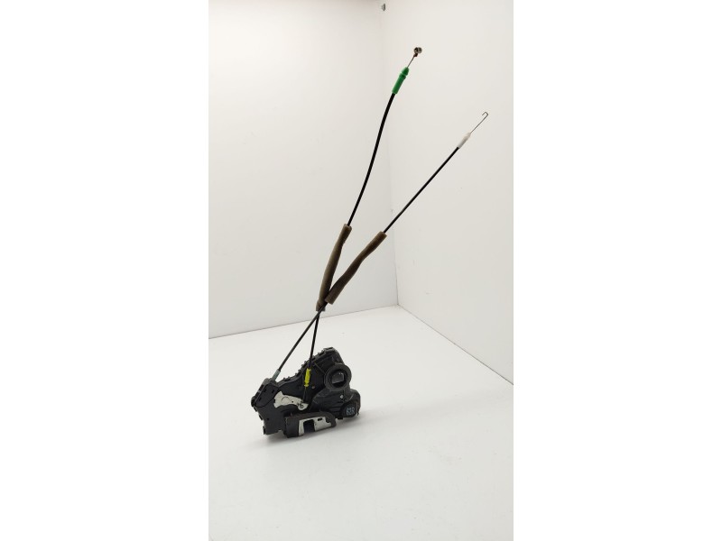 Recambio de cerradura puerta delantera derecha para toyota corolla (_e12_) 1.6 vvt-i (zze121_) referencia OEM IAM 62R  
