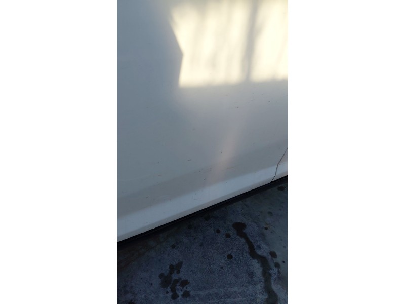 Recambio de puerta delantera izquierda para ford focus iii sedán 1.0 ecoboost referencia OEM IAM   