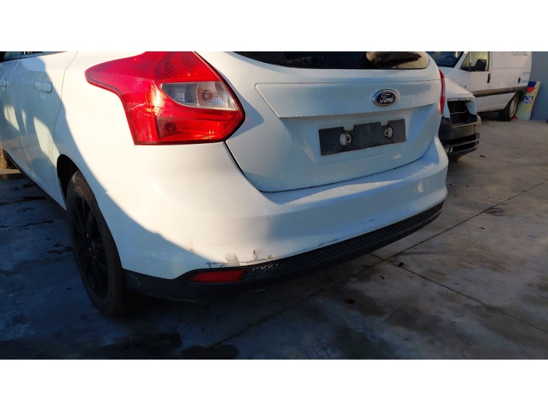 Recambio de paragolpes trasero para ford focus iii sedán 1.0 ecoboost referencia OEM IAM   
							