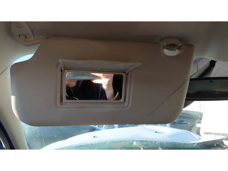 Recambio de parasol izquierdo para ford focus iii sedán 1.0 ecoboost referencia OEM IAM   