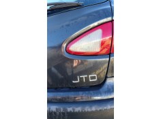 Recambio de piloto trasero derecho interior para alfa romeo 147 (937_) 1.9 jtd (937.axf1a, 937.bxf1a) referencia OEM IAM   