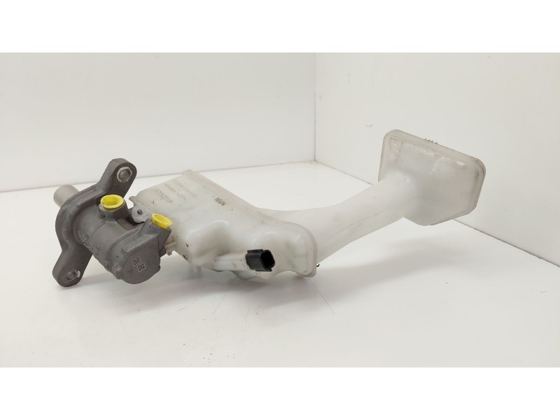 Recambio de bomba freno para nissan x-trail iii (t32_, t32r, t32rr) 1.6 dci (t32) referencia OEM IAM 0204796468  