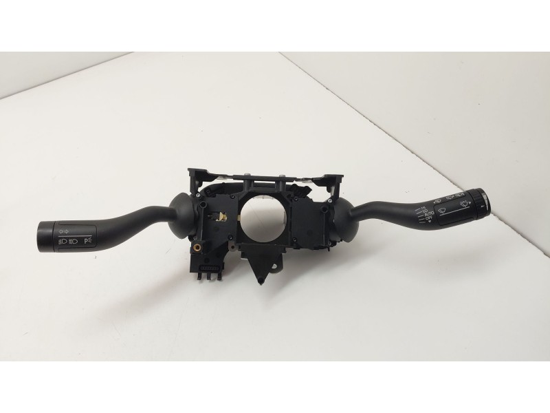 Recambio de mando multifuncion para volkswagen touareg (7l6) 3.0 v6 tdi dpf referencia OEM IAM 7L6953549F  