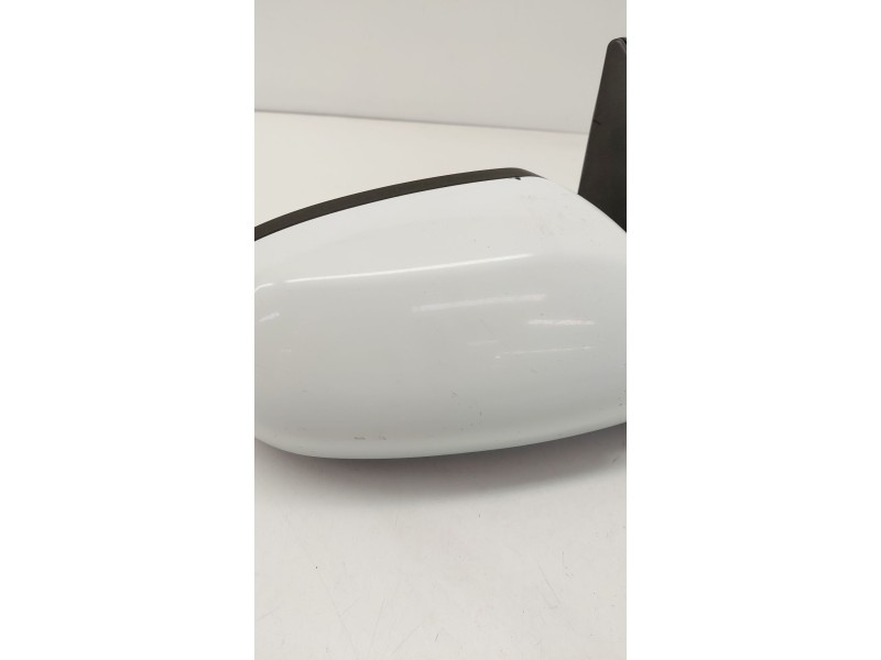 Recambio de retrovisor derecho para kia cee´d 1.6 crdi cat referencia OEM IAM 876201H155  