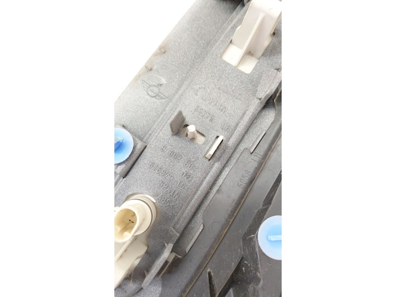 Recambio de piloto lateral izquierdo para mini mini countryman (r60) one d referencia OEM IAM 61697910  
							