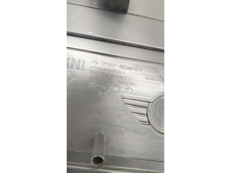 Recambio de tapa motor para mini mini countryman (r60) one d referencia OEM IAM 7811920  
							