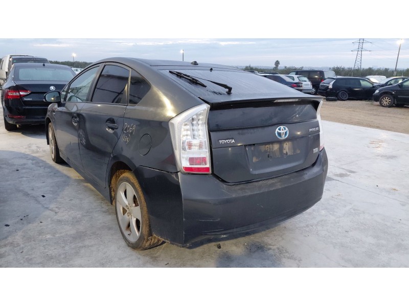 toyota prius (_w3_) del año 2010