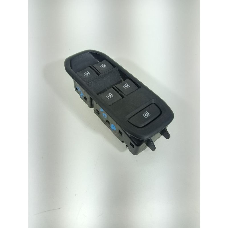 Recambio de mando elevalunas delantero izquierdo para dacia duster ii 1.5 blue dci diesel fap cat referencia OEM IAM   