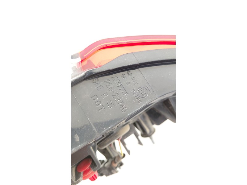 Recambio de piloto trasero derecho interior para nissan x-trail iii (t32_, t32r, t32rr) 1.6 dci (t32) referencia OEM IAM 2262374