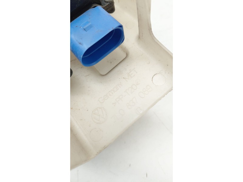 Recambio de cerradura puerta delantera izquierda para volkswagen touareg (7l6) 3.0 v6 tdi dpf referencia OEM IAM 7L0837089  