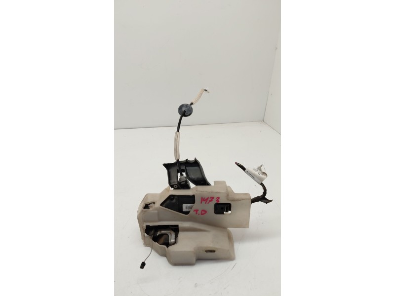 Recambio de cerradura puerta trasera derecha para volkswagen touareg (7l6) 3.0 v6 tdi dpf referencia OEM IAM 7L0839090  
							