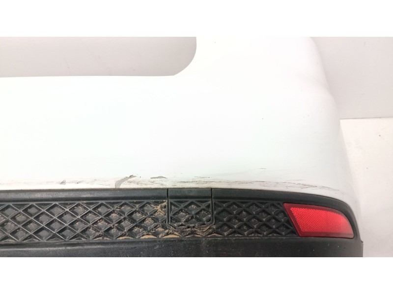 Recambio de paragolpes trasero para ford focus iii sedán 1.0 ecoboost referencia OEM IAM   