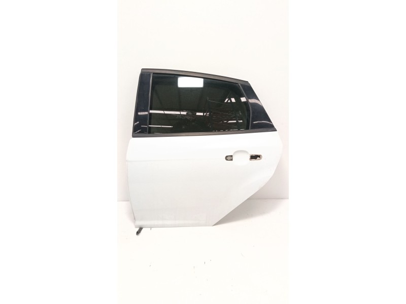 Recambio de puerta trasera izquierda para ford focus iii sedán 1.0 ecoboost referencia OEM IAM   