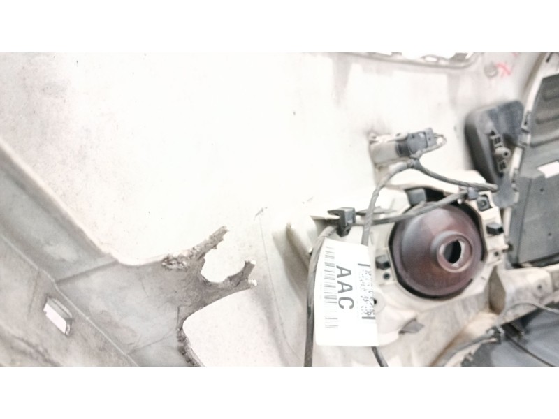 Recambio de paragolpes delantero para ford kuga i 2.0 tdci referencia OEM IAM   
							