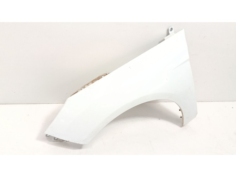 Recambio de aleta delantera izquierda para ford focus iii sedán 1.0 ecoboost referencia OEM IAM   
							