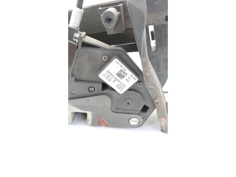 Recambio de cerradura puerta trasera derecha para ford focus iii sedán 1.0 ecoboost referencia OEM IAM BM5AA26412AD  
							