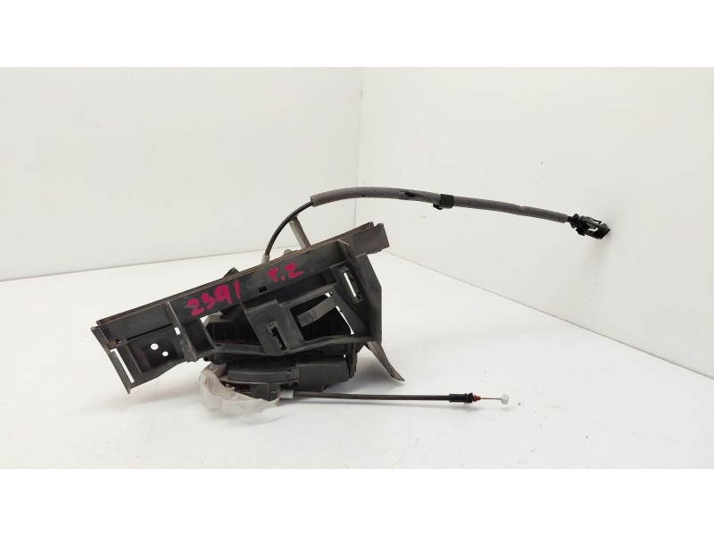 Recambio de cerradura puerta trasera izquierda para ford focus iii sedán 1.0 ecoboost referencia OEM IAM   