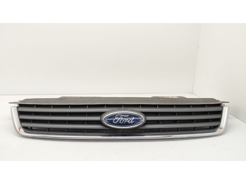 Recambio de calandra delantera de radiador para ford kuga i 2.0 tdci referencia OEM IAM 8V4116613A  