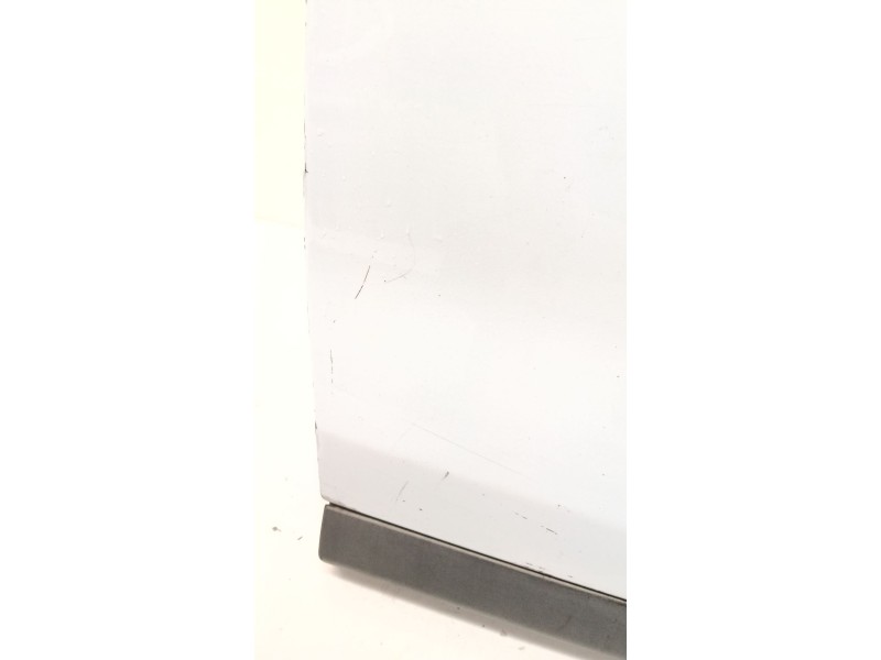 Recambio de puerta delantera derecha para ford kuga i 2.0 tdci referencia OEM IAM   
							