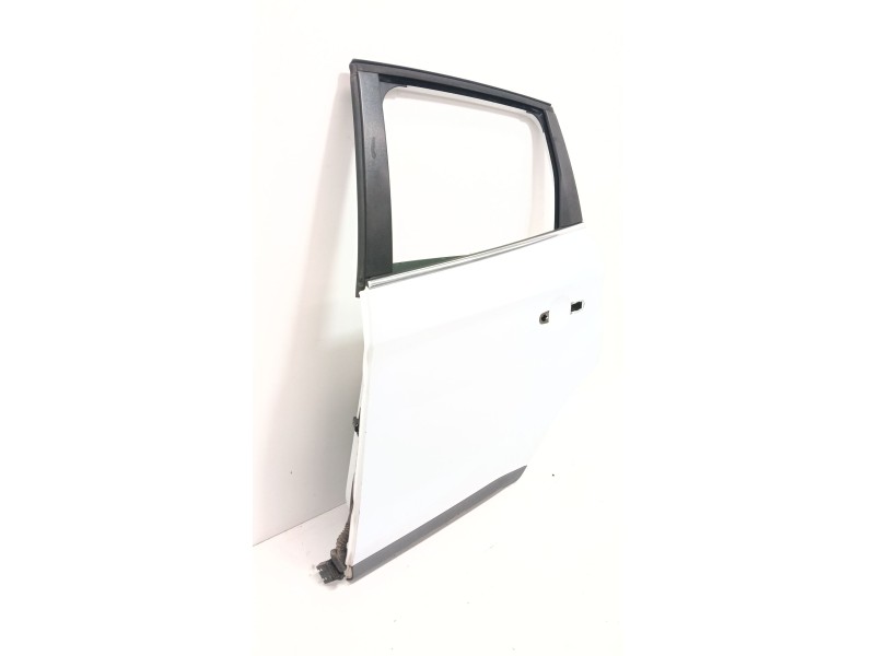 Recambio de puerta trasera izquierda para ford kuga i 2.0 tdci referencia OEM IAM   
							