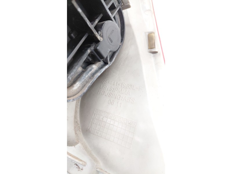 Recambio de piloto trasero izquierdo para volkswagen golf v (1k1) 1.9 tdi referencia OEM IAM 084411963L  
							