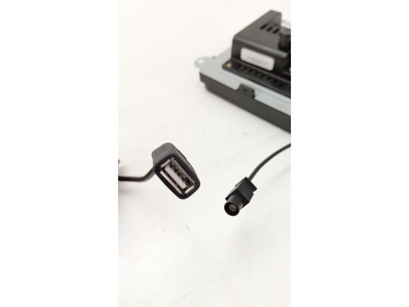 Recambio de pantalla multifuncion para volkswagen golf v (1k1) 1.9 tdi referencia OEM IAM   
							