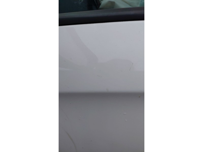 Recambio de puerta delantera izquierda para kia carens iv 1.7 crdi referencia OEM IAM   