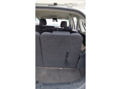 Recambio de asiento tercera fila para kia carens iv 1.7 crdi referencia OEM IAM    2