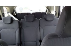 Recambio de asiento trasero medio para kia carens iv 1.7 crdi referencia OEM IAM    2