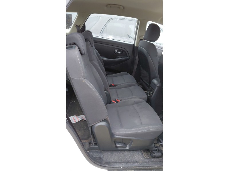 Recambio de asientos trasero derecho para kia carens iv 1.7 crdi referencia OEM IAM   