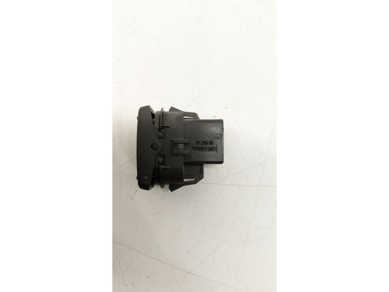 Recambio de mando elevalunas trasero derecho para ford kuga i 2.0 tdci referencia OEM IAM 7M5T14529AA  
							