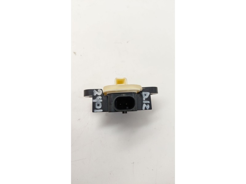 Recambio de sensor para mercedes-benz cla coupé (c117) cla 220 cdi 4-matic (117.305) referencia OEM IAM A1668210351  