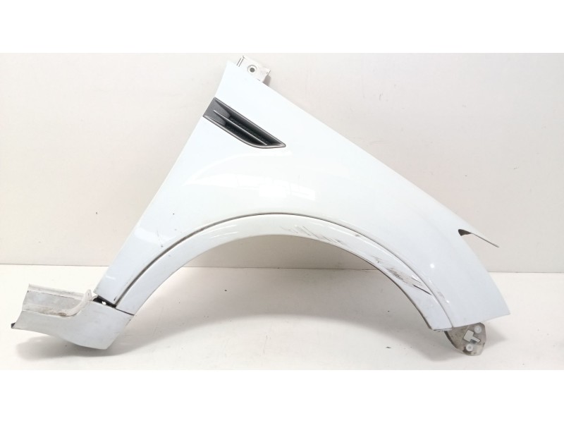 Recambio de aleta delantera derecha para ford kuga i 2.0 tdci referencia OEM IAM   