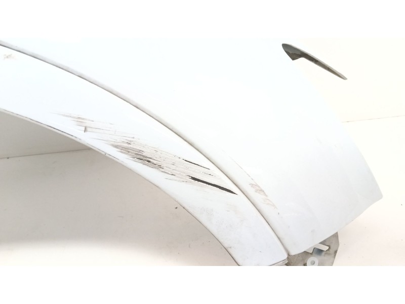 Recambio de aleta delantera derecha para ford kuga i 2.0 tdci referencia OEM IAM   