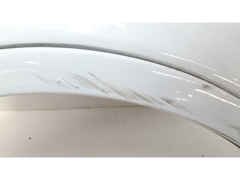 Recambio de aleta delantera derecha para ford kuga i 2.0 tdci referencia OEM IAM   