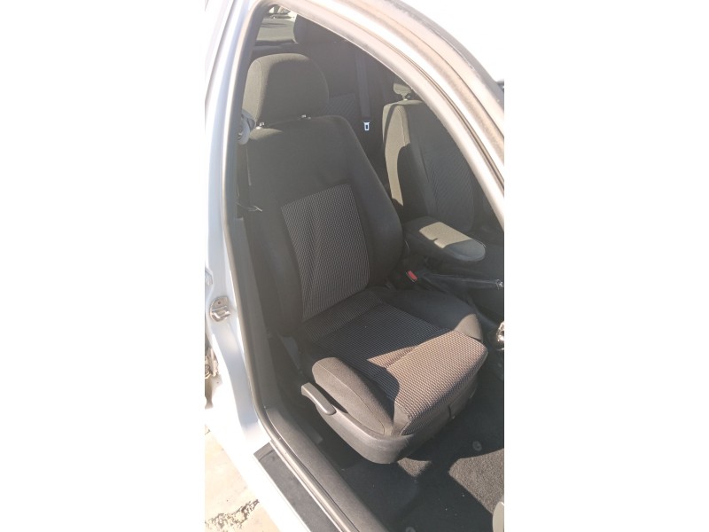 Recambio de asiento delantero derecho para volkswagen golf iv (1j1) 1.9 tdi referencia OEM IAM   