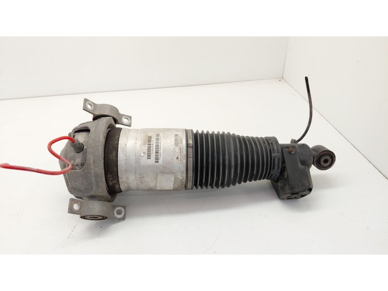 Recambio de amortiguador trasero izquierdo para audi q7 (4lb) 4.2 tdi quattro referencia OEM IAM 7L8616019C  
							