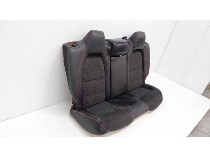 Recambio de asientos traseros para mercedes-benz cla coupé (c117) cla 220 cdi 4-matic (117.305) referencia OEM IAM   
							
